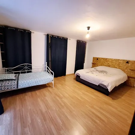 Charmante Maison A Дом отдыха Haybes